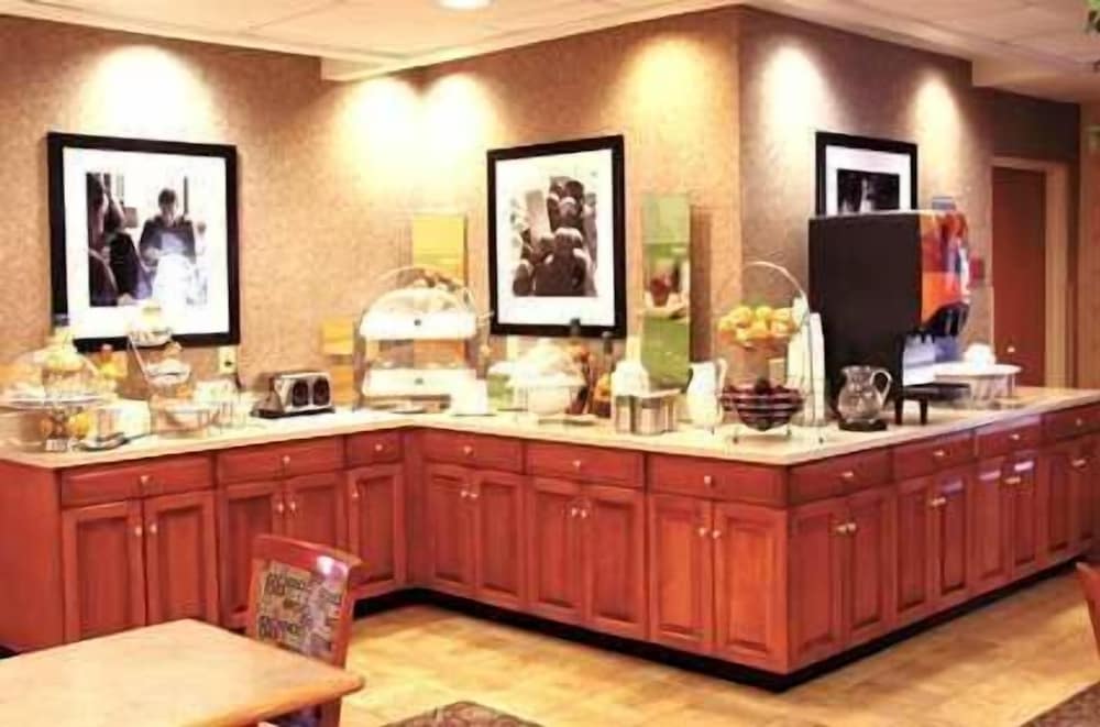 Hampton Inn Dublin - photo 30