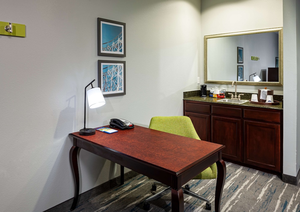 Hampton Inn & Suites Texarkana - photo 19