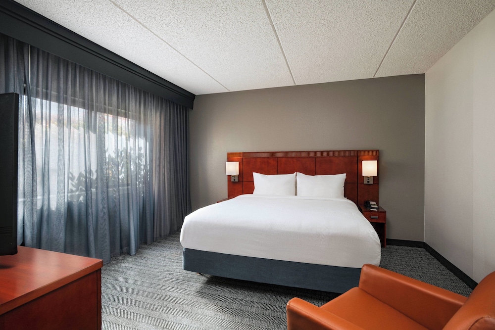 Courtyard by Marriott Medical Center San Antonio - photo 8