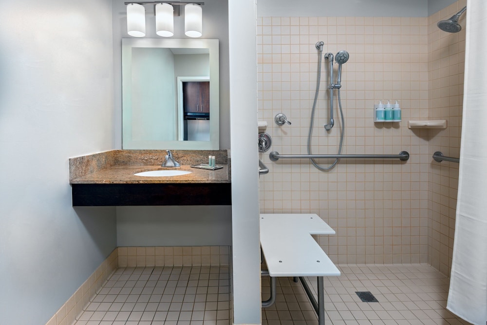 TownePlace Suites Buffalo Airport - photo 30