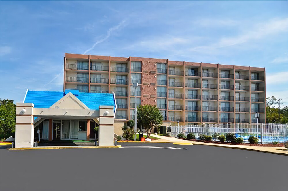 Rodeway Inn At Fort Lee - photo 19