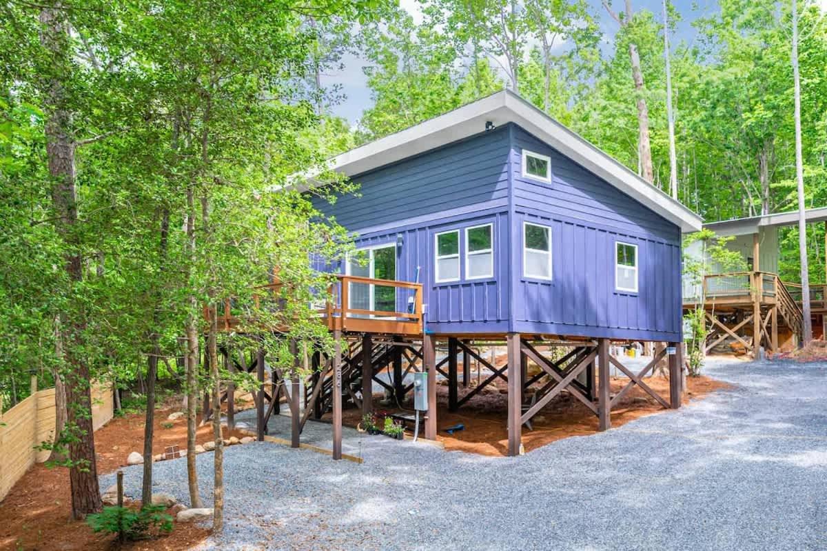 Two Tree Houses Galaxy & Full Bloom — hotel in Pittsboro