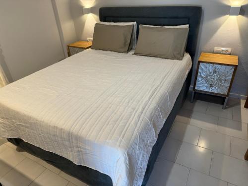 Sofia Rooms - carbon neutral hotel in Palaiochora