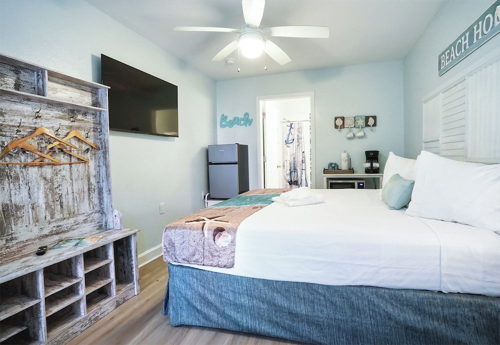 Lighthouse Resort Inn & Suites - photo 8