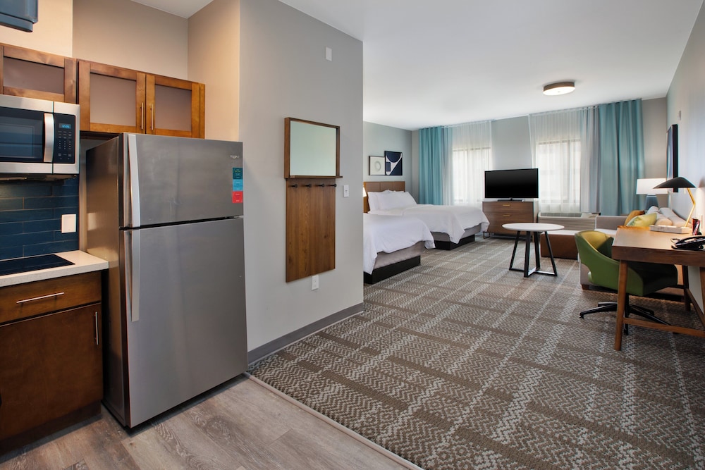 Staybridge Suites Ames - photo 10