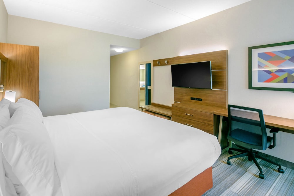 Holiday Inn Express Hotel & Stes Mt. Arlington Rockaway Area by IHG - photo 17