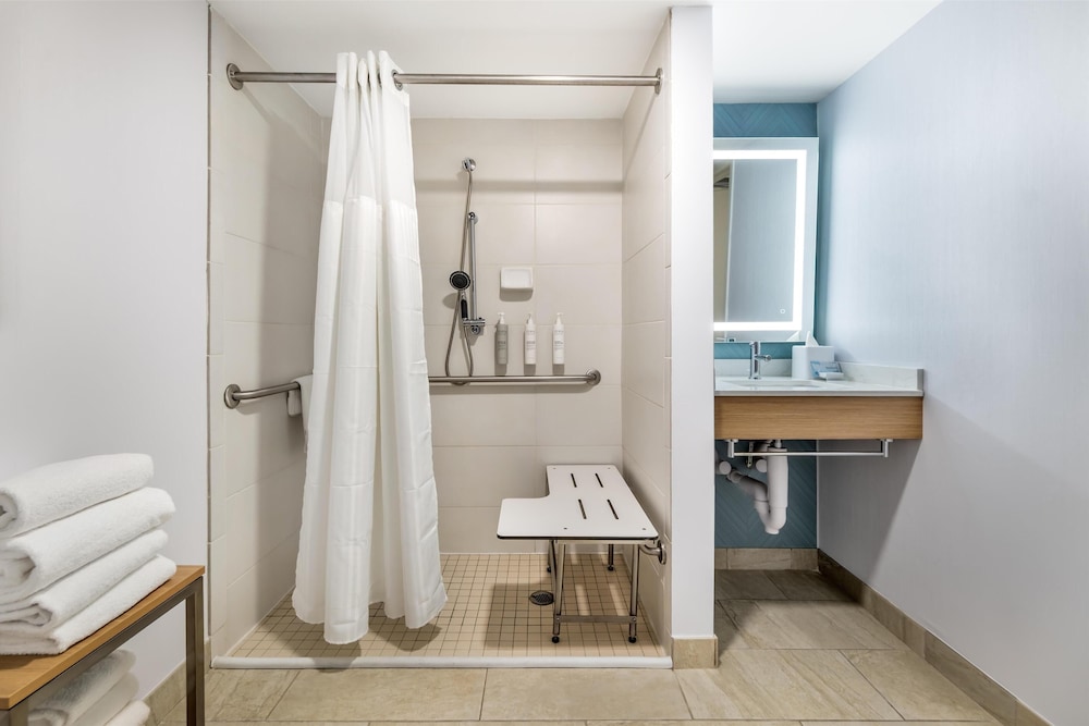 Hilton Garden Inn Lexington Hamburg - photo 23