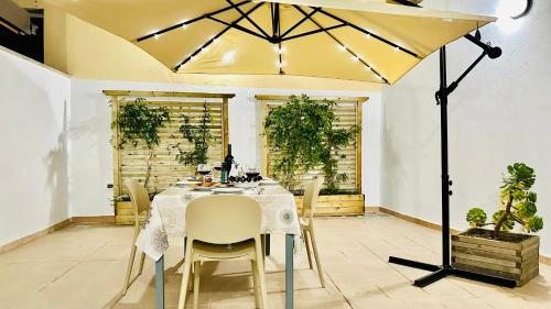 Grace Apartment with large veranda Otranto — 4-Star Luxury Hotel in Otranto, Italy