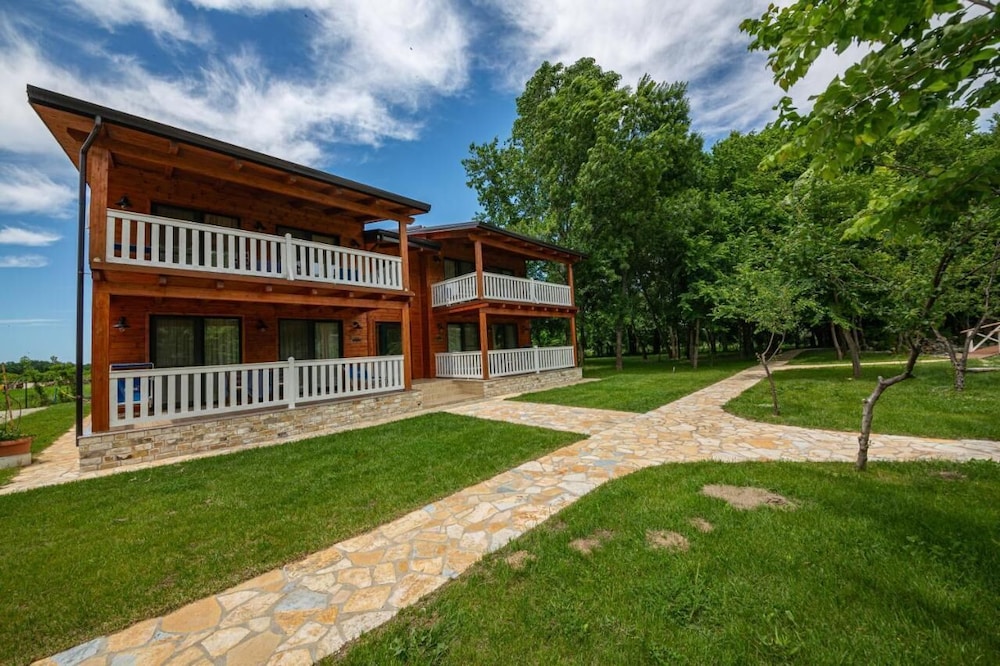 Sebastiano Resort — hotel in Shengjin