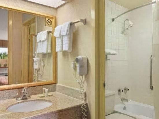 Super 8 La Grange - photo 13