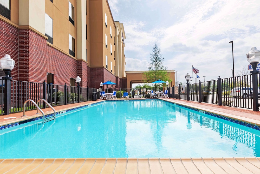 Hampton Inn & Suites Morgan City - photo 42