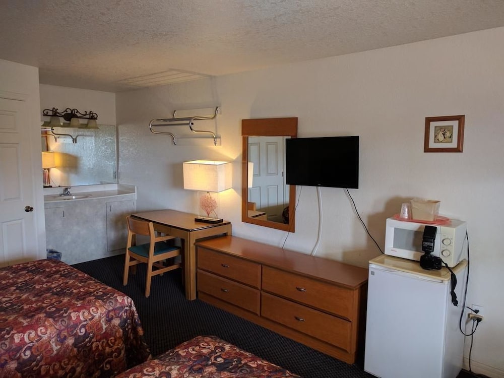 Desoto Motel - photo 10