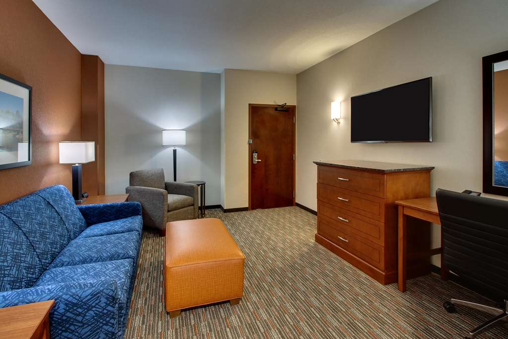 Drury Inn & Suites Iowa City Coralville - photo 36