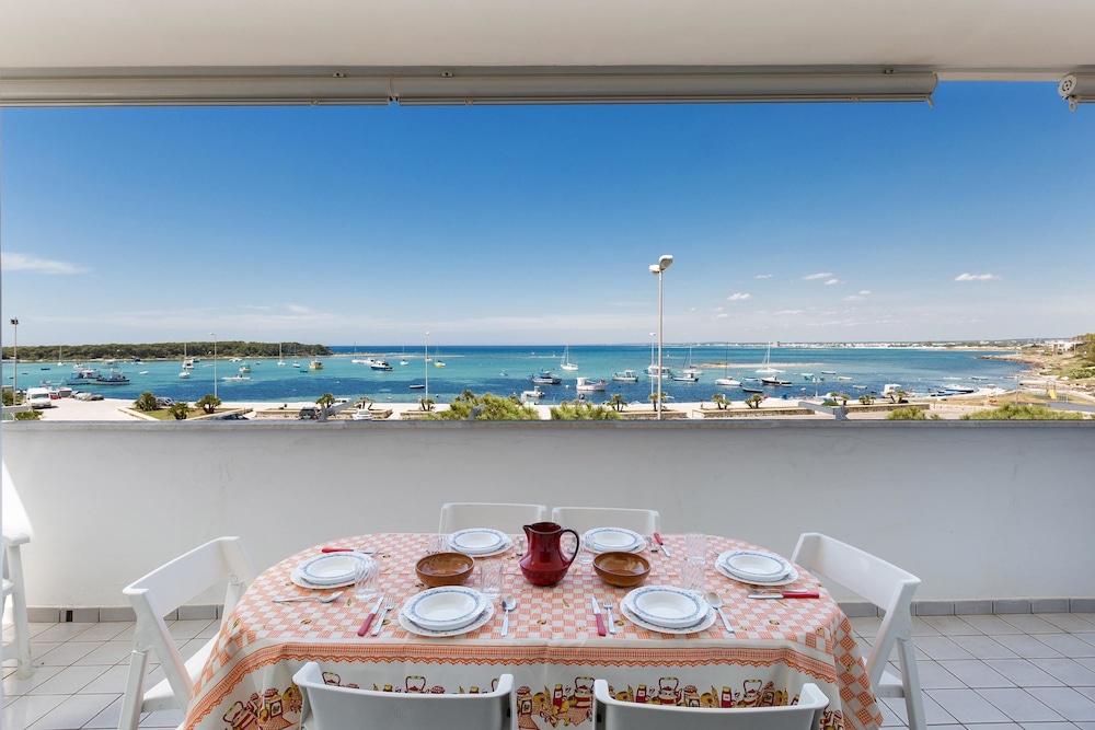 909 Appartamento Porticciolo by Barbarhouse — 4-Star Luxury Hotel in Porto Cesareo, Italy