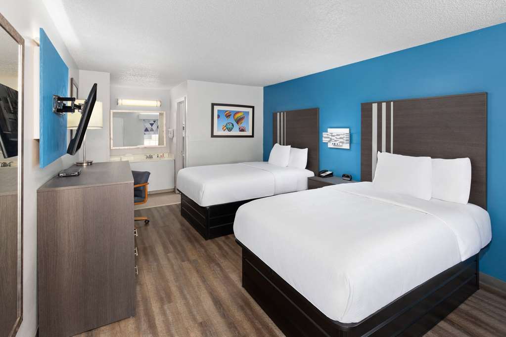 Baymont by Wyndham Selma - photo 11