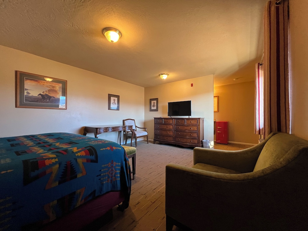 The Rim Rock Inn - photo 16