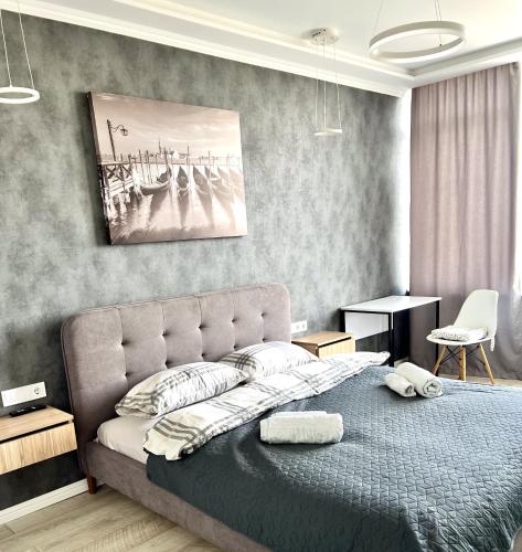 Modern and Vintage Apartment close to Center — 4-Star Luxury Hotel in Odessa, Ukraine