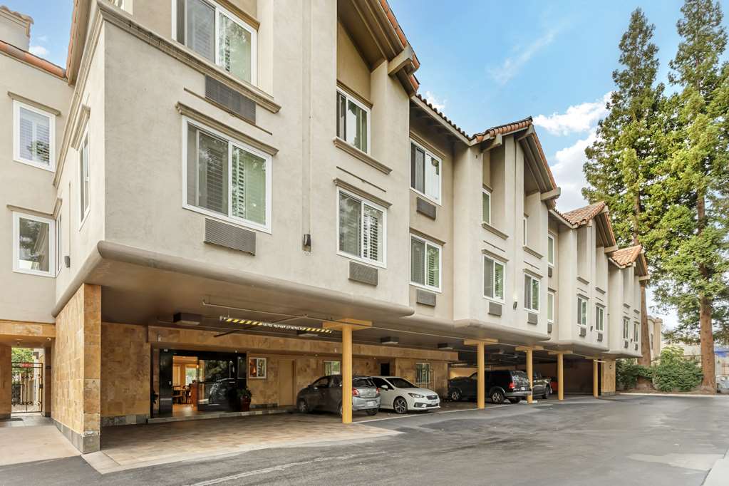 Best Western Plus Airport Plaza - photo 19