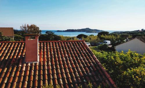 Loft T3 Duplex Vue Mer Porquerolles — 4-Star Luxury Hotel in Hyeres, France