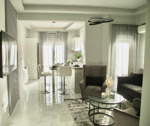 Siesta Apartment Ioannina — 4-Star Luxury Hotel in Ioannina, Greece