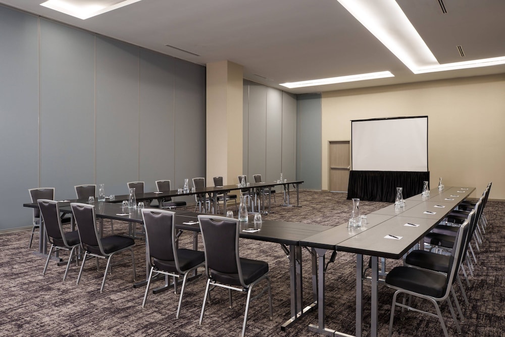 AC Hotel by Marriott Tallahassee Universities at the Capitol - photo 41