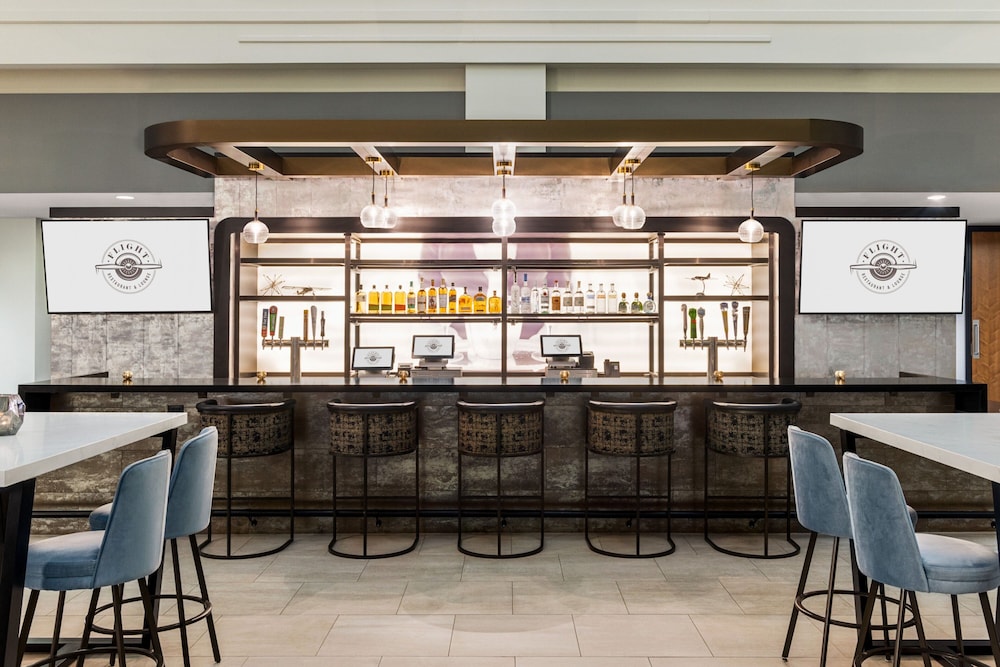 Sheraton Suites Chicago O'Hare - photo 61