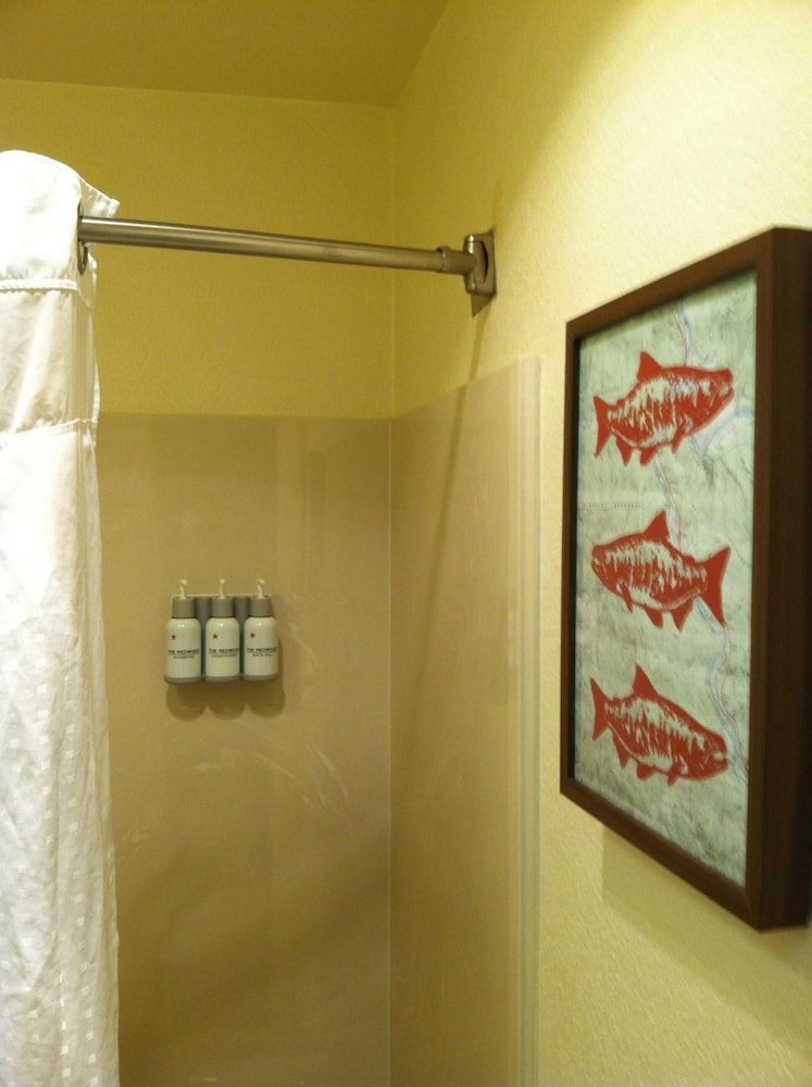 The Redwood Riverwalk A Boutique Hotel - photo 18
