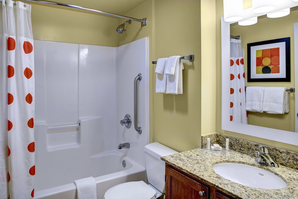 Towneplace Suites by Marriott Cincinnati Blue Ash - photo 19