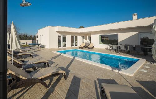 Pet Friendly Home In Babici — 4-Star Luxury Hotel in Umag, Croatia