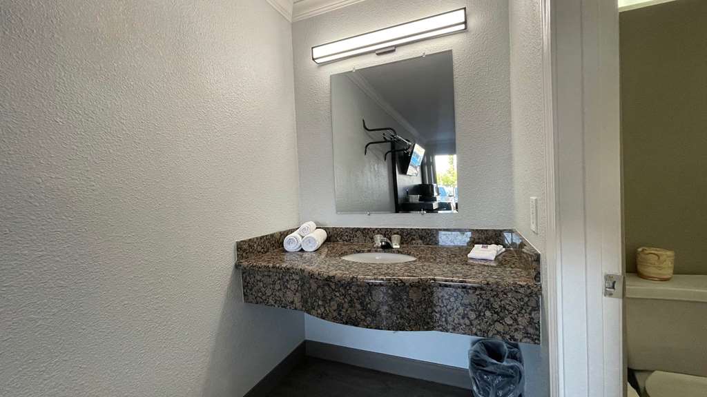 Motel 6 Pico Rivera CA Los Angeles - photo 26