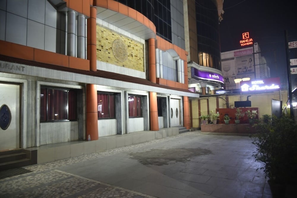 Hotel Sharda Edge By Grb — Raipur