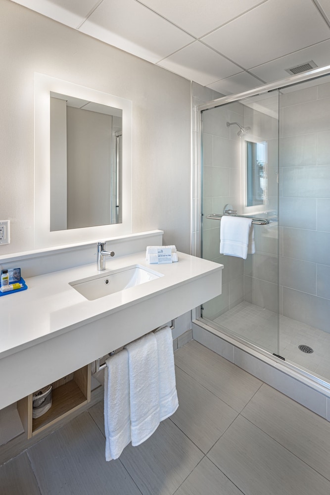Holiday Inn Express & Suites Atlanta Downtown by IHG - photo 74