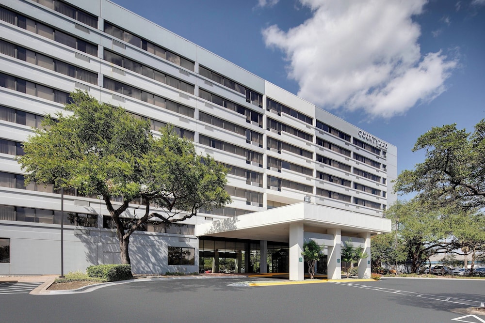 Courtyard by Marriott Austin University Area - photo 32