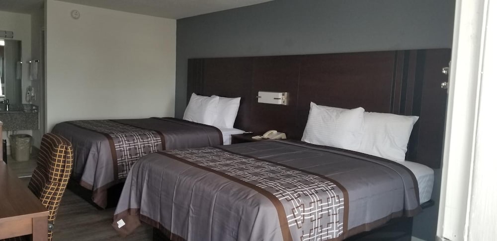 Key West Inn Boaz - photo 19