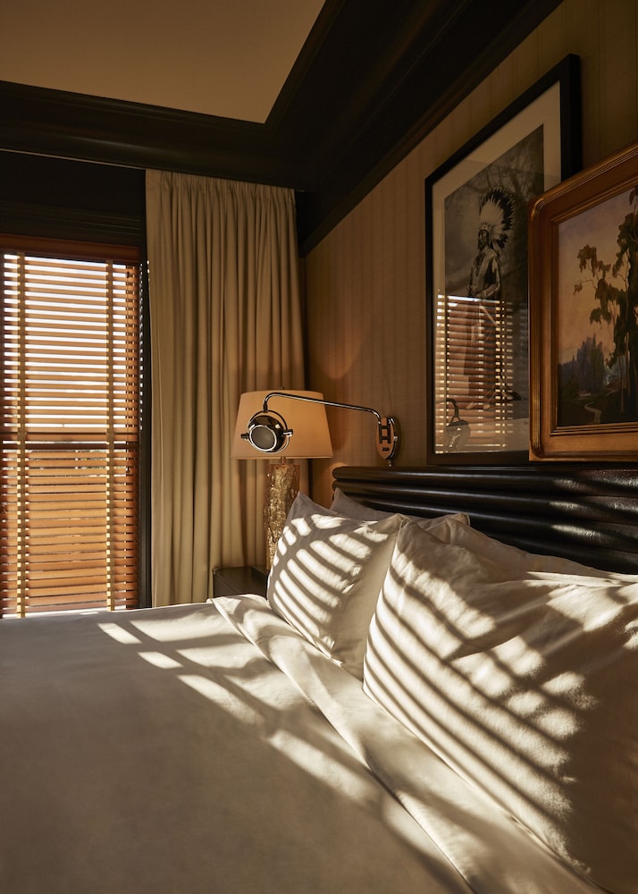 Hotel Jerome Auberge Collection - photo 8