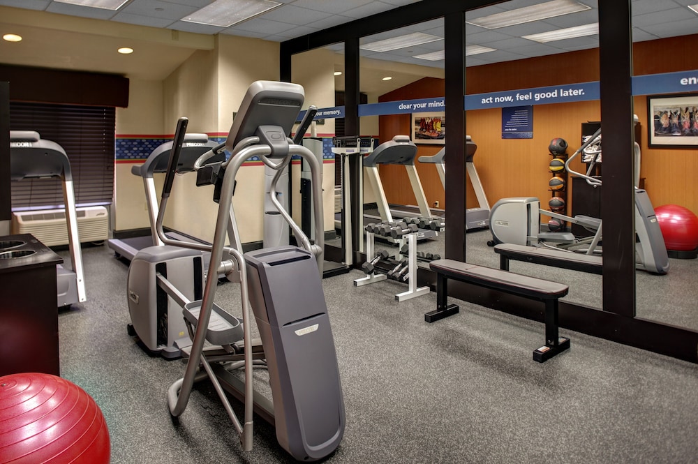 Hampton Inn & Suites N. Ft. Worth Alliance Airport - photo 40
