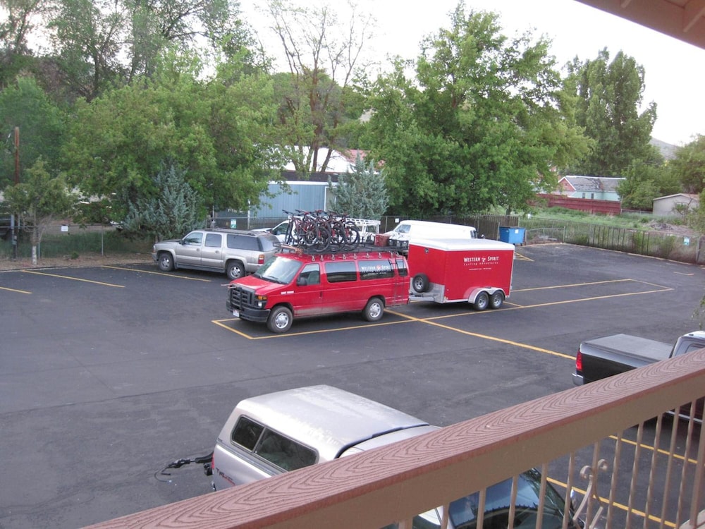 Interstate 8 Motel - photo 15