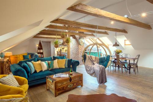 Bohemian Chic 2 Bedroom 2 Bathroom Loft with Hanging Chair — 4-Star Luxury Hotel in Prague, Czech Republic