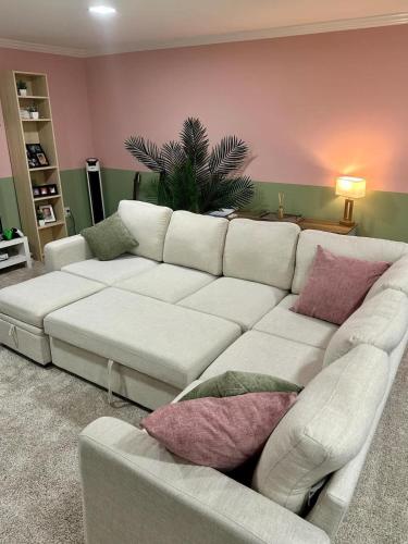 Stylish Studio with Kitchenette in Sterling, United States