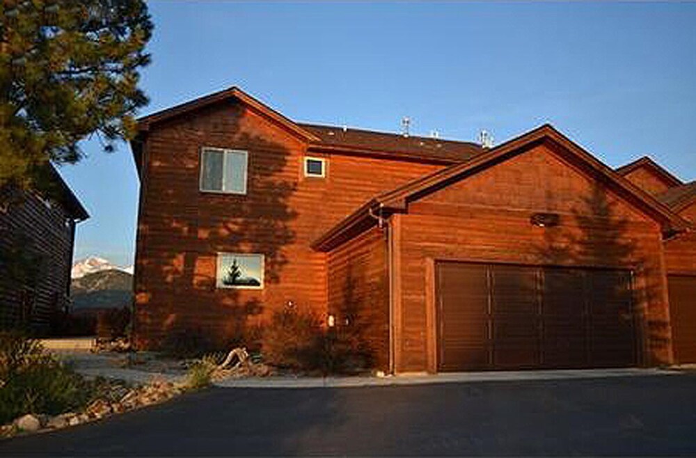 Virginia Home by Rocky Mountain Resorts #3106 — 4-Star Luxury Hotel in Estes Park, United States