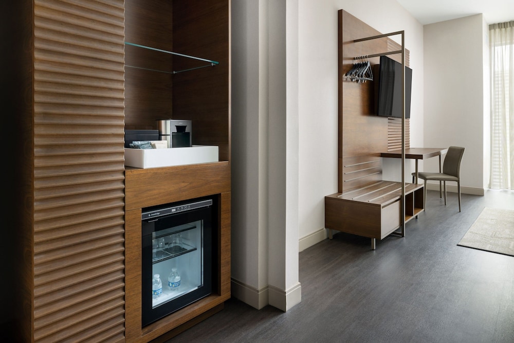 AC Hotel Newtown Square - photo 8