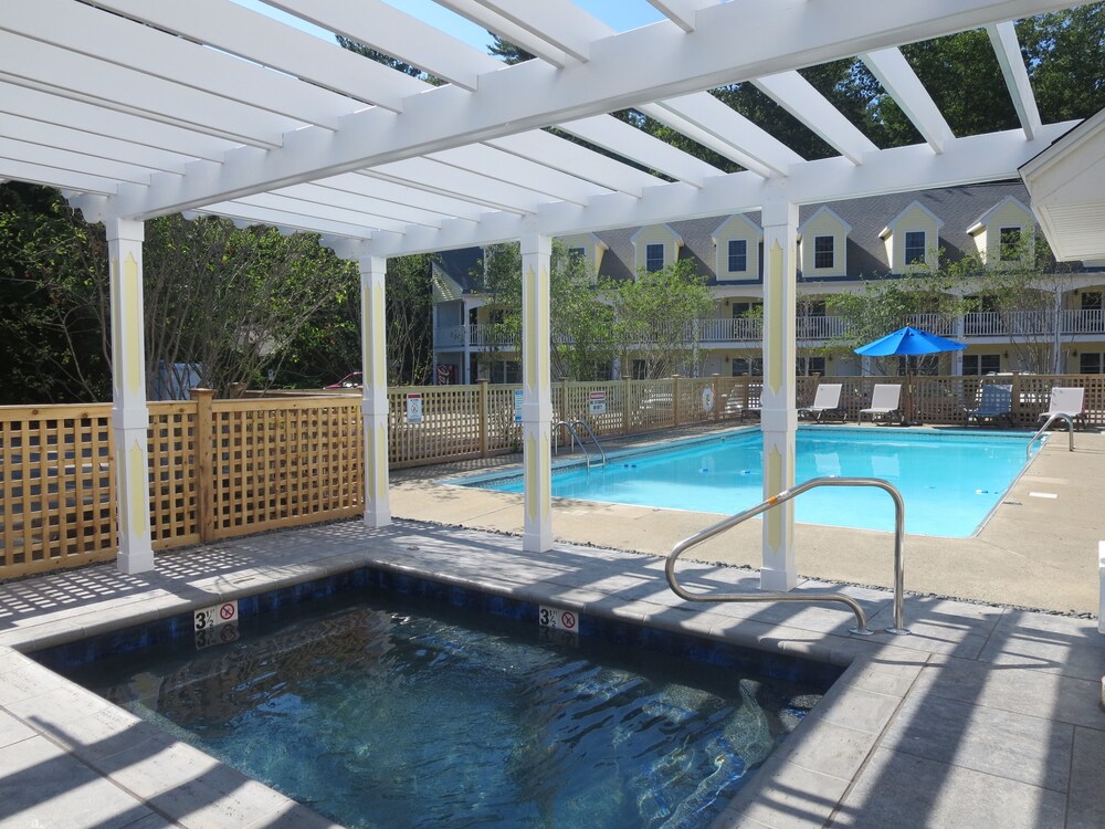 The Admiral's Inn Resort - photo 42