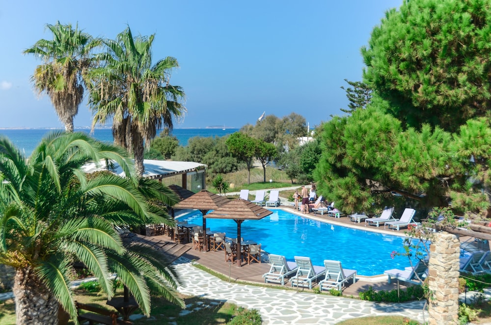 Alkyoni Beach Hotel