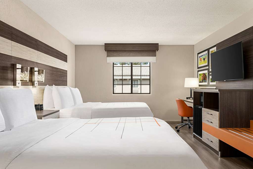La Quinta Inn Lexington Horse Park - photo 43