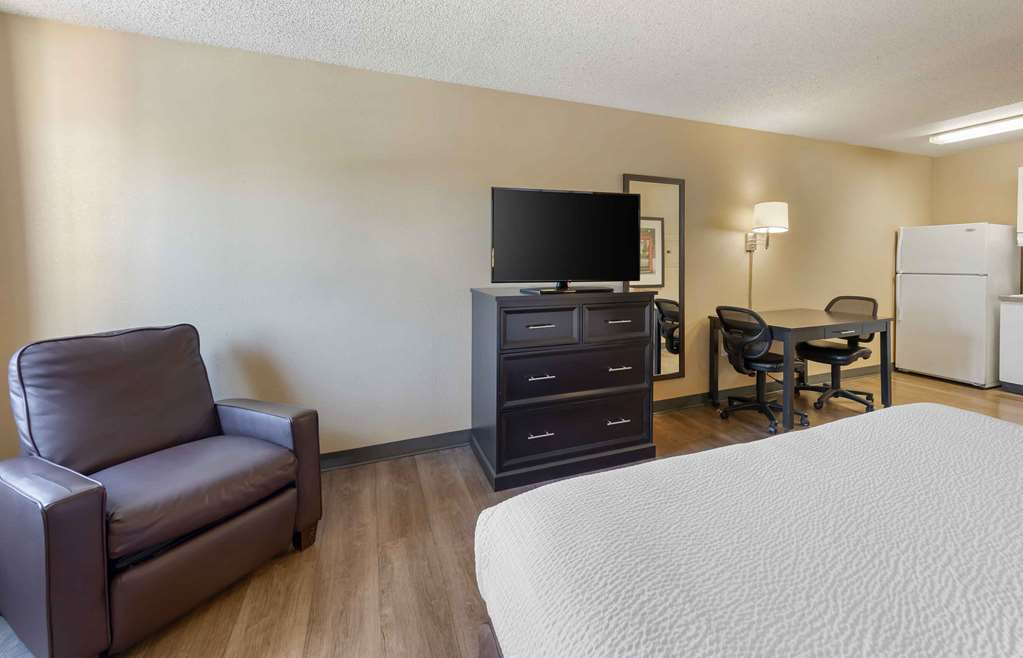 Extended Stay America Suites Bakersfield California Avenue - photo 20