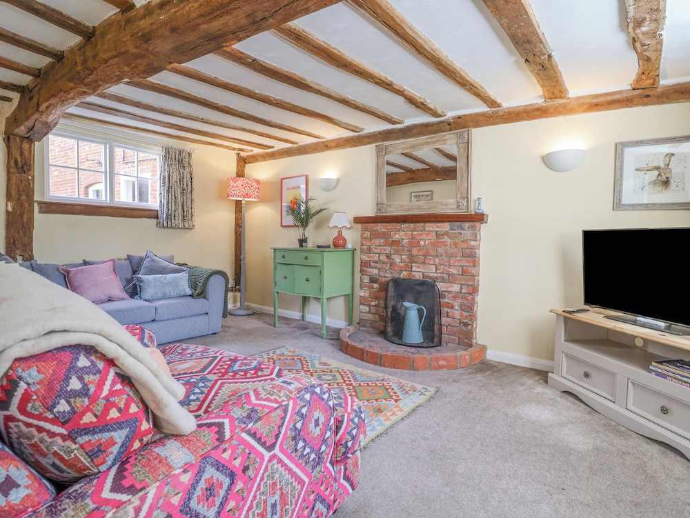 3 The Almshouse — Saxmundham