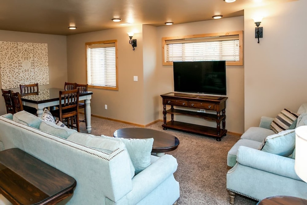 The Raspberry Garden Luxury Hotel & Suites - photo 197