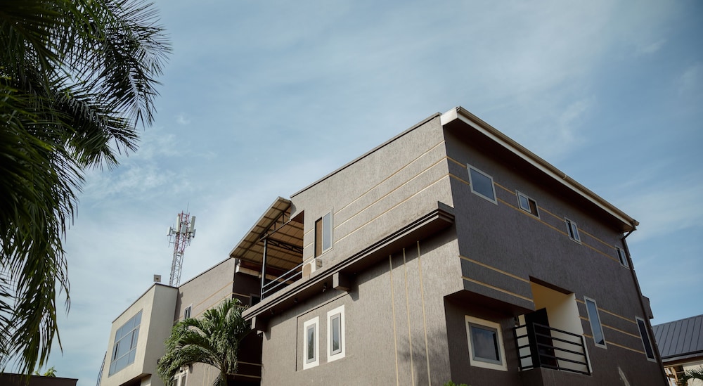 Momo’s Hotel in Kumasi, Ghana