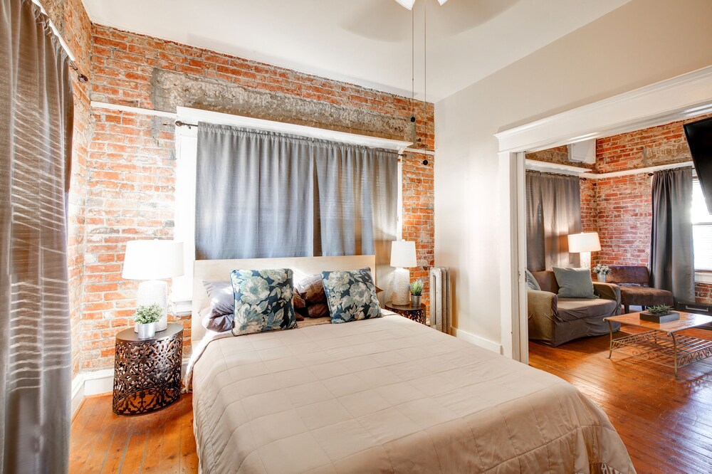 Ellison Suites - photo 12