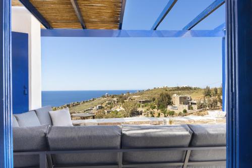 Konstantinos and Eleni's Apartment — 4-Star Luxury Hotel in Agios Andreas, Greece